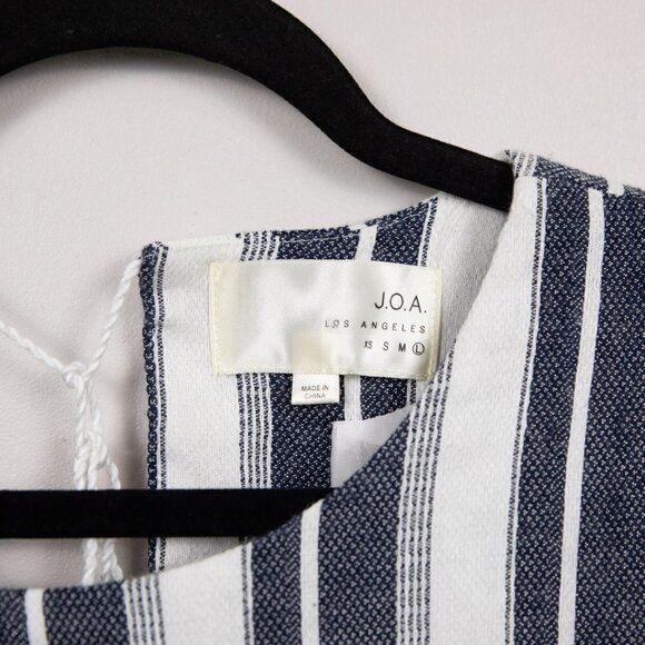 J.O.A. peplum linen blend top-L - Picture 3 of 5